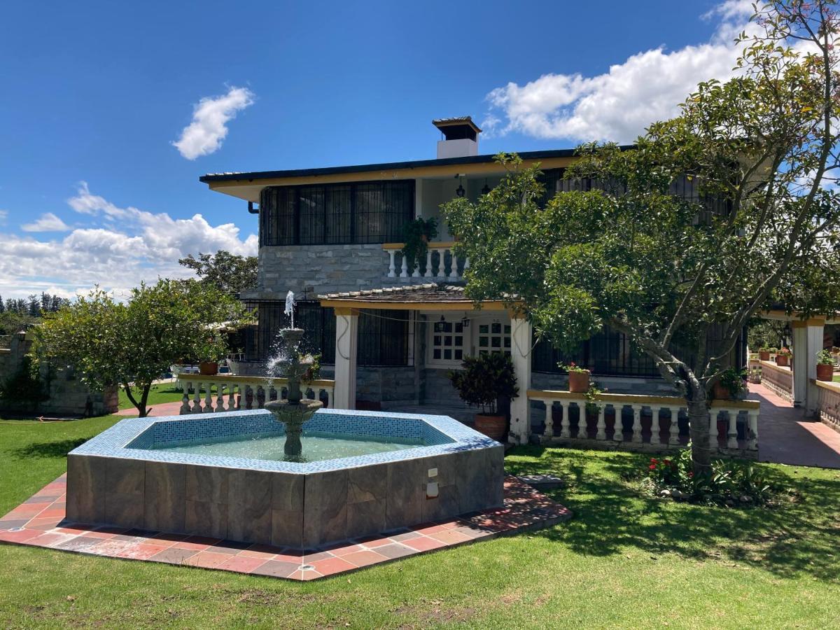 Hosteria Casa Silva Checa Exterior photo
